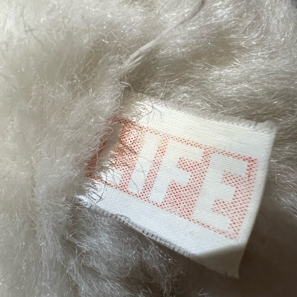 VINTAGE Mary Meyer 1994 Polar Bear Plush - Picture 3 of 4